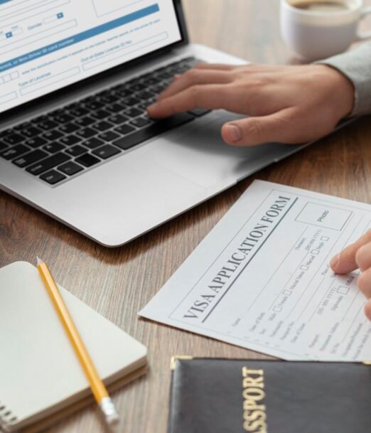 visa-application-form-laptop